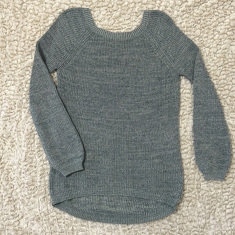 Lulu’s Heather Blue Backless Sweater